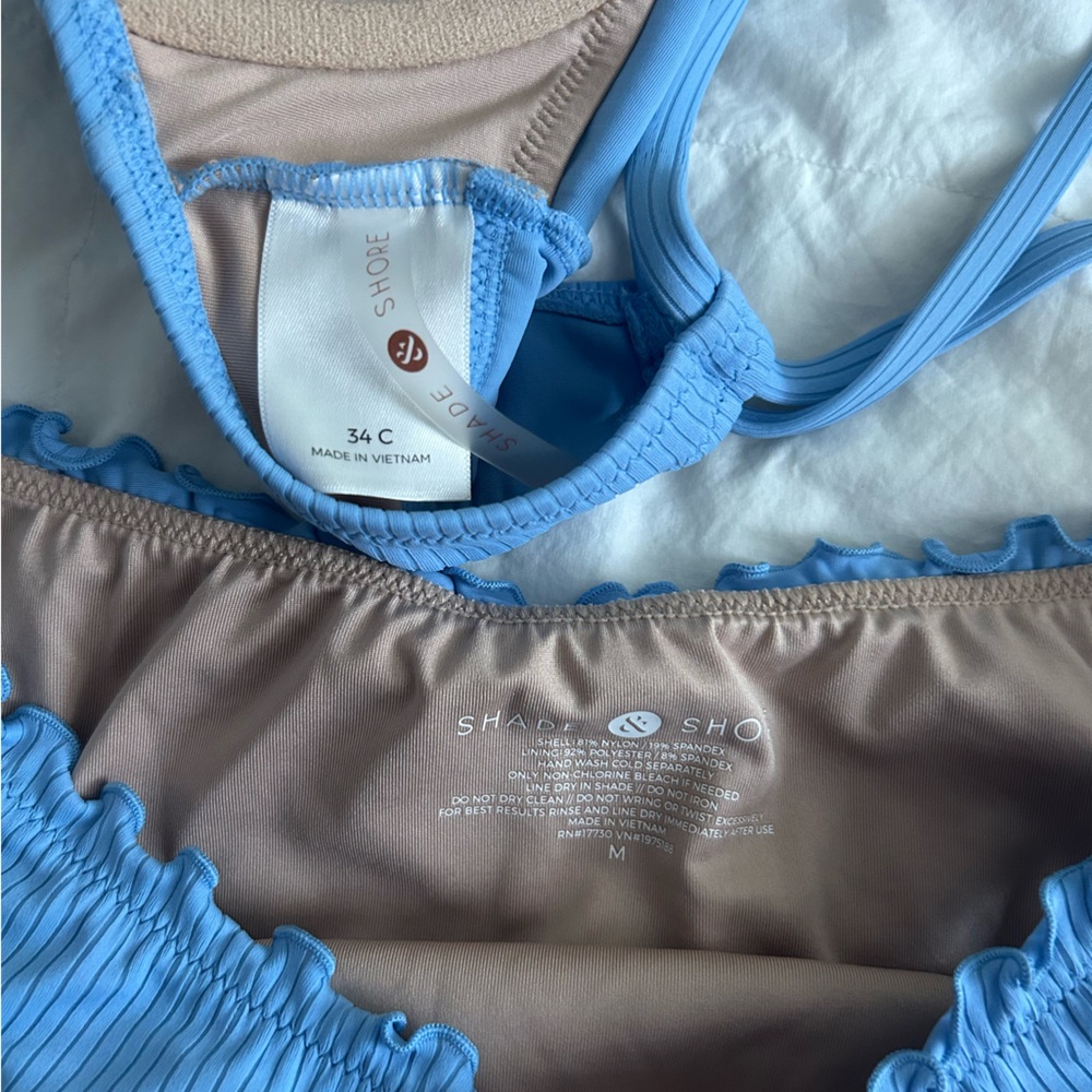 Blue bikini - Picture 2 of 4